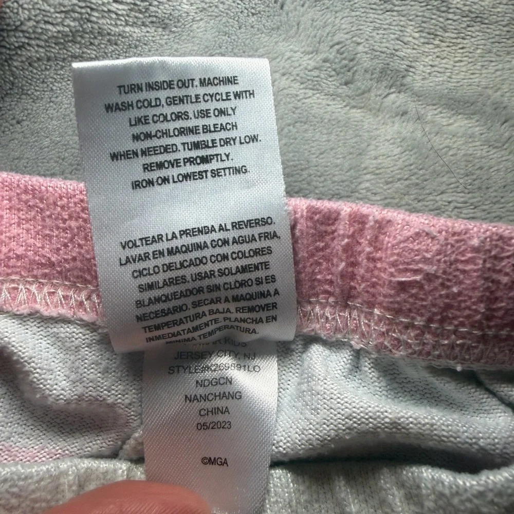 LOL Surprise 2 PJ Sets Bundle Size 8. Includes pink & white “Queens”